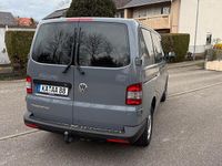 Gebraucht VW Transporter 102 PS (75 kW) 2013 Grau Van