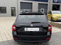 Gebraucht Skoda Octavia Style 150 PS (110 kW) 2019 Schwarz Kombi