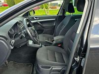 Gebraucht Skoda Octavia 105 PS (77 kW) 2011 Schwarz Kombi