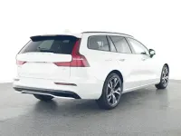 Second-hand Volvo V60 Plus 197 CP (144 kW) 2025 Alb Break