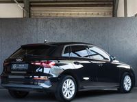 Gebraucht Audi A3 Ambiente 150 PS (110 kW) 2022 Schwarz Limousine