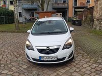 Gebraucht Opel Meriva 120 PS (88 kW) 2013 Weiß Van / Kleinbus