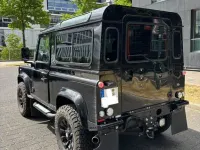 Gebraucht Land Rover Defender 122 PS (89 kW) 2011 Schwarz Kombi