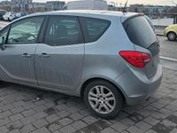Gebraucht Opel Meriva 140 PS (102 kW) 2011 Silber Van / Kleinbus
