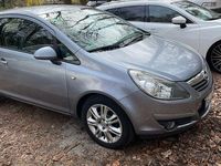 Gebraucht Opel Corsa Innovation 60 PS (44 kW) 2009 Silber Kleinwagen