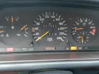 Gebraucht Mercedes E220 150 PS (110 kW) 1994 Blau Limousine