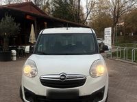 Gebraucht Opel Combo Eco 105 PS (77 kW) 2015 Weiß Van / Kleinbus