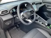 Neu MG ZS Luxury 197 PS (144 kW) 2026 Grün SUV