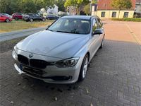 Gebraucht BMW 318 143 PS (105 kW) 2014 Silber Kombi