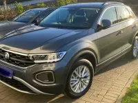 Gebraucht VW T-Roc Life 110 PS (80 kW) 2023 Grau SUV