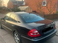 Gebraucht Mercedes E320 224 PS (164 kW) 2004 Schwarz Limousine