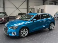 Gebraucht Audi A3 Advanced Plus 116 PS (85 kW) 2022 Blau Limousine