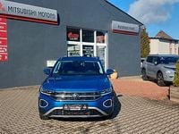 Gebraucht VW T-Roc Style 150 PS (110 kW) 2023 Blau SUV