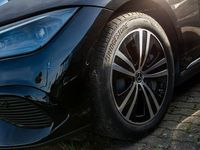 Gebraucht Mercedes EQE300 Premium 180 kW (245 PS) 2024 Schwarz Limousine