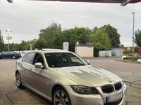 Gebraucht BMW 325 204 PS (150 kW) 2010 Silber Limousine