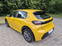 Gebraucht Peugeot e-208 Active 100 kW (136 PS) 2020 Gelb Kleinwagen