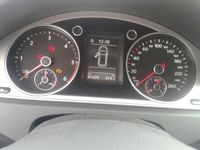 Gebraucht VW Passat 143 PS (105 kW) 2011 Blau metallic Kombi