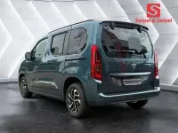 Gebraucht Toyota Proace Verso Basis 131 PS (96 kW) 2024 Libeccio blue metallic Kombi