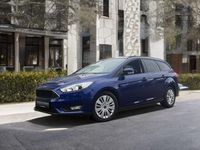 Gebraucht Ford Focus Business Edition 125 PS (91 kW) 2018 Blau Kombi