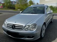 Gebraucht Mercedes CLK220 150 PS (110 kW) 2007 Silber Coupé