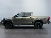 Neu Toyota HiLux 204 PS (150 kW) 2026 Bronze metallic Pickup