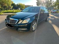 Gebraucht Mercedes E200 136 PS (100 kW) 2012 Schwarz Kombi