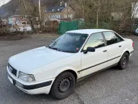 Używany Audi 80 116 KM (85 kW) 1992 Biały Sedan/Limuzyna