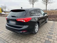 Gebraucht Ford Focus 120 PS (88 kW) 2021 Schwarz Kombi