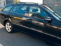 Gebraucht Mercedes E220 150 PS (110 kW) 2005 Schwarz Kombi