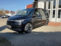 Second-hand VW Multivan Style 150 CP (110 kW) 2025 Negru Monovolum