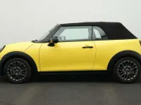 Gebraucht Mini Cooper Cabriolet Classic 163 PS (119 kW) 2025 Gelb Cabrio