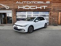 Gebraucht VW Golf VIII Active 150 PS (110 kW) 2023 Weiss Limousine