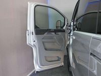 Gebraucht Ford Transit Custom Titanium 136 PS (100 kW) 2025 Polarsilber metallic Van / Kleinbus