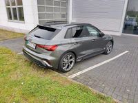 Neu Audi A3 S-Line 150 PS (110 kW) 2025 Daytonagrau perleffekt Limousine