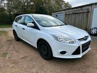 Gebraucht Ford Focus 100 PS (73 kW) 2014 Weiß Kombi