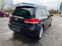Gebraucht VW Golf VI Match 80 PS (58 kW) 2012 Schwarz Kleinwagen
