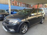 Gebraucht Dacia Logan MCV Stepway 90 PS (66 kW) 2018 Grau Limousine