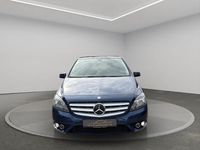 Gebraucht Mercedes B180 122 PS (89 kW) 2012 Blau Van / Kleinbus
