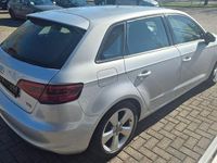 Gebraucht Audi A3 Sport 122 PS (89 kW) 2014 Silber Limousine