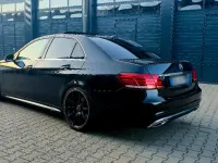 Gebraucht Mercedes E250 AMG line 204 PS (150 kW) 2014 Schwarz Limousine