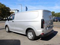 Gebraucht Ford Transit Custom Trend 136 PS (100 kW) 2024 Polarsilber metallic Van / Kleinbus