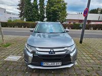 Gebraucht Mitsubishi Outlander 150 PS (110 kW) 2016 Grau SUV