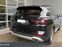 Gebraucht BMW X3 Efficient Dynamics 190 PS (139 kW) 2023 Saphirschwarz metallic SUV