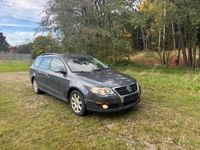 Gebraucht VW Passat 143 PS (105 kW) 2010 Grau Kombi