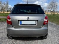 Gebraucht Skoda Fabia 86 PS (63 kW) 2014 Beige Limousine