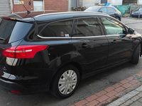Gebraucht Ford Focus Titanium 120 PS (88 kW) 2016 Schwarz Limousine