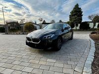 Gebraucht BMW 116 Shadowline 122 PS (89 kW) 2025 Schwarz Kleinwagen