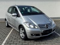 Gebraucht Mercedes A180 110 PS (80 kW) 2012 Silber Limousine