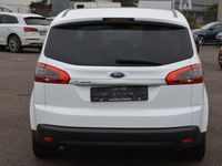 Gebraucht Ford S-MAX Titanium 140 PS (102 kW) 2014 Weiß Van / Kleinbus