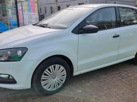 Gebraucht VW Polo 60 PS (44 kW) 2015 Weiß Kleinwagen